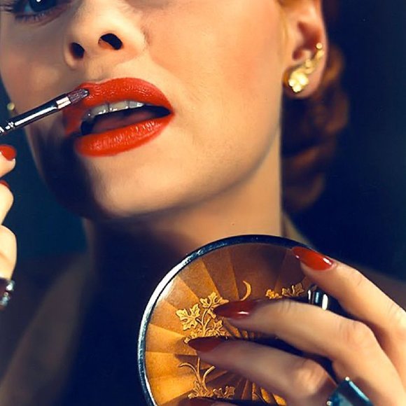 Meet your Posher, Allison - Picture 1 of 1